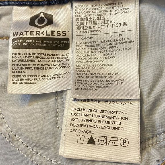 NWT Levi's Classic Bootcut Mid Rise Jeans Blue Denim Med Wash Plus Size 24W - Picture 11 of 16